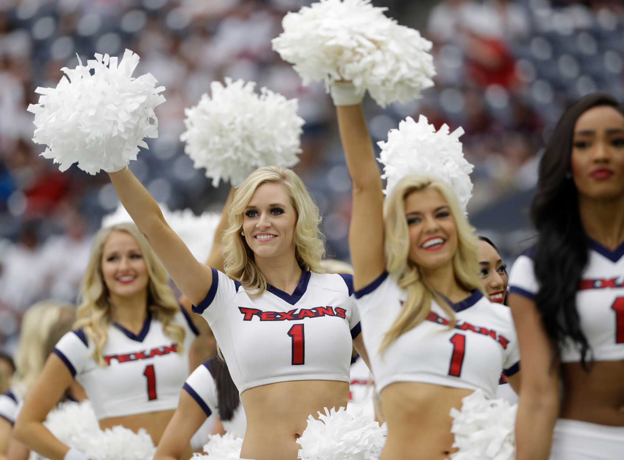 Texans cheerleaders get ready for game day - ABC13 Houston