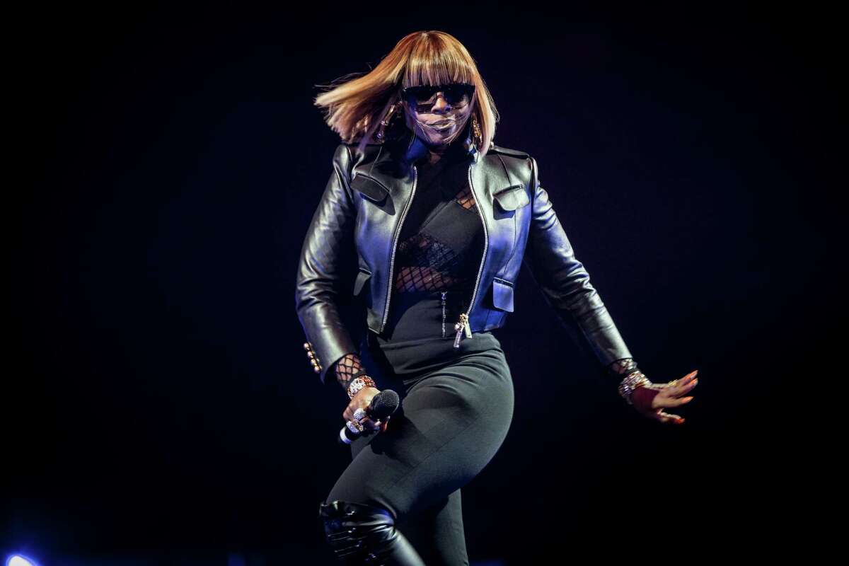 Mary J. Blige is bringing her tour to Houston. 