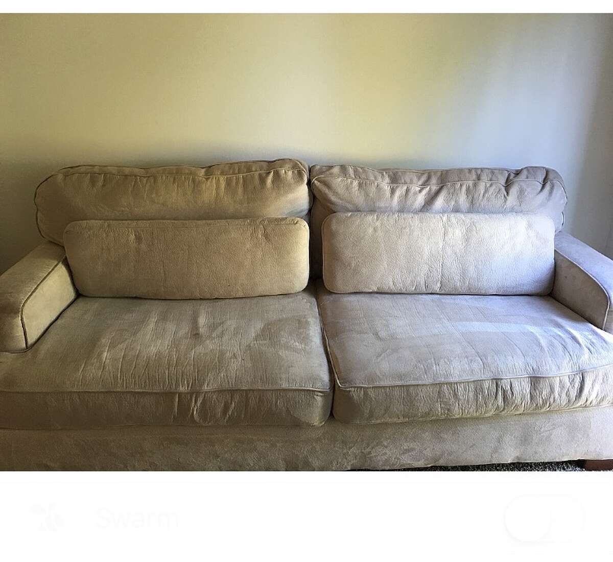 Woman uses genius strategy to move couch from thirdfloor apartment