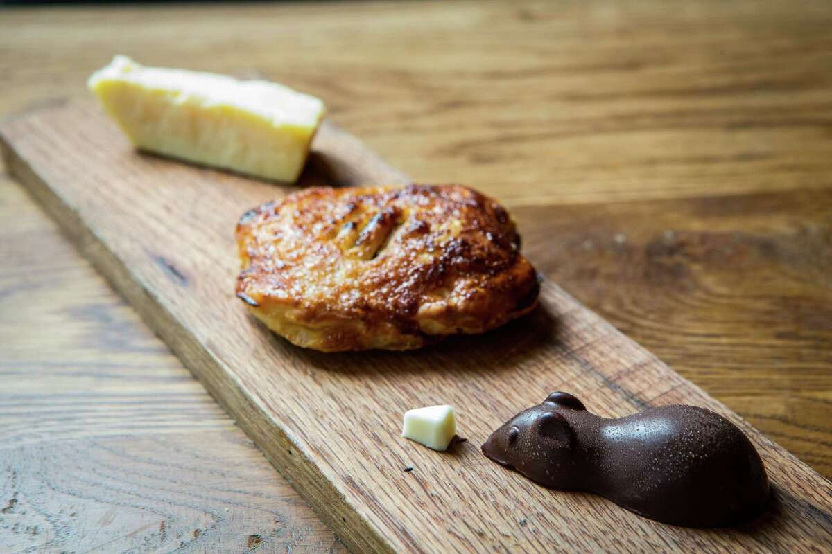 Eccles cake with Talbot clothbound cheddar served with a chocolate "mouse" at Hunky Dory