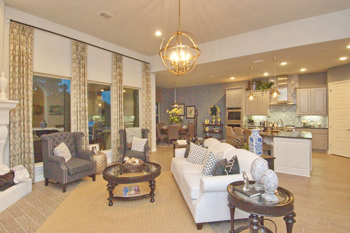 Convenience and luxury unite at Sitterle Homes Fronterra at Westpointe