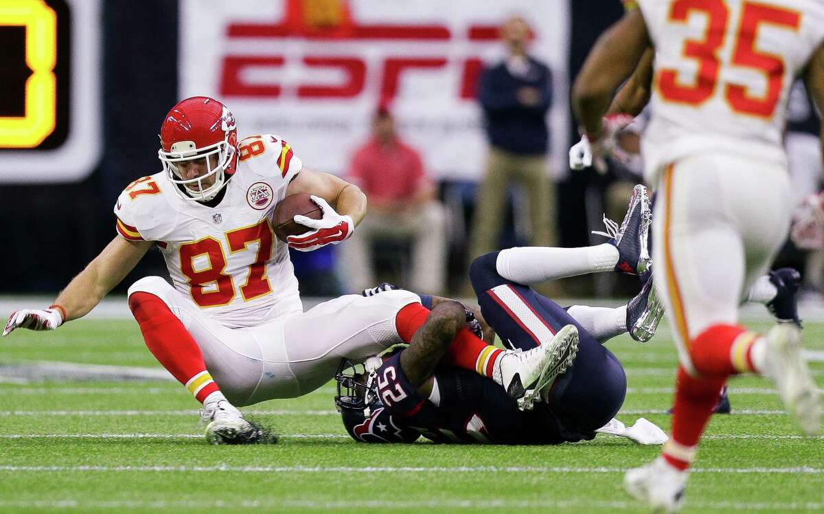 Chiefs tight end Travis Kelce had eight catches against the Texans in last season's wild-card playoff game.