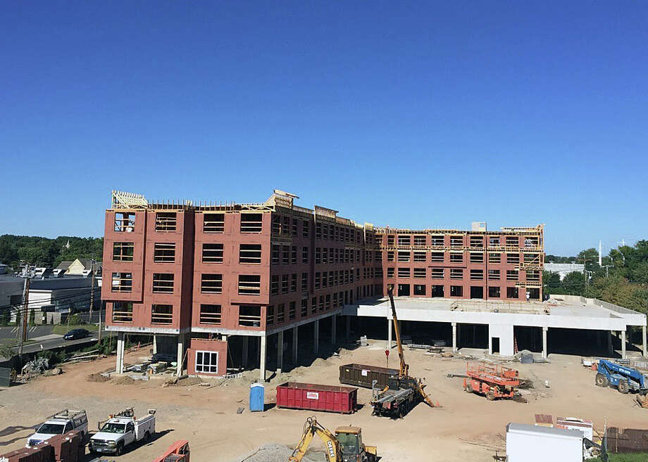 5story building to be finished by spring Fairfield Citizen