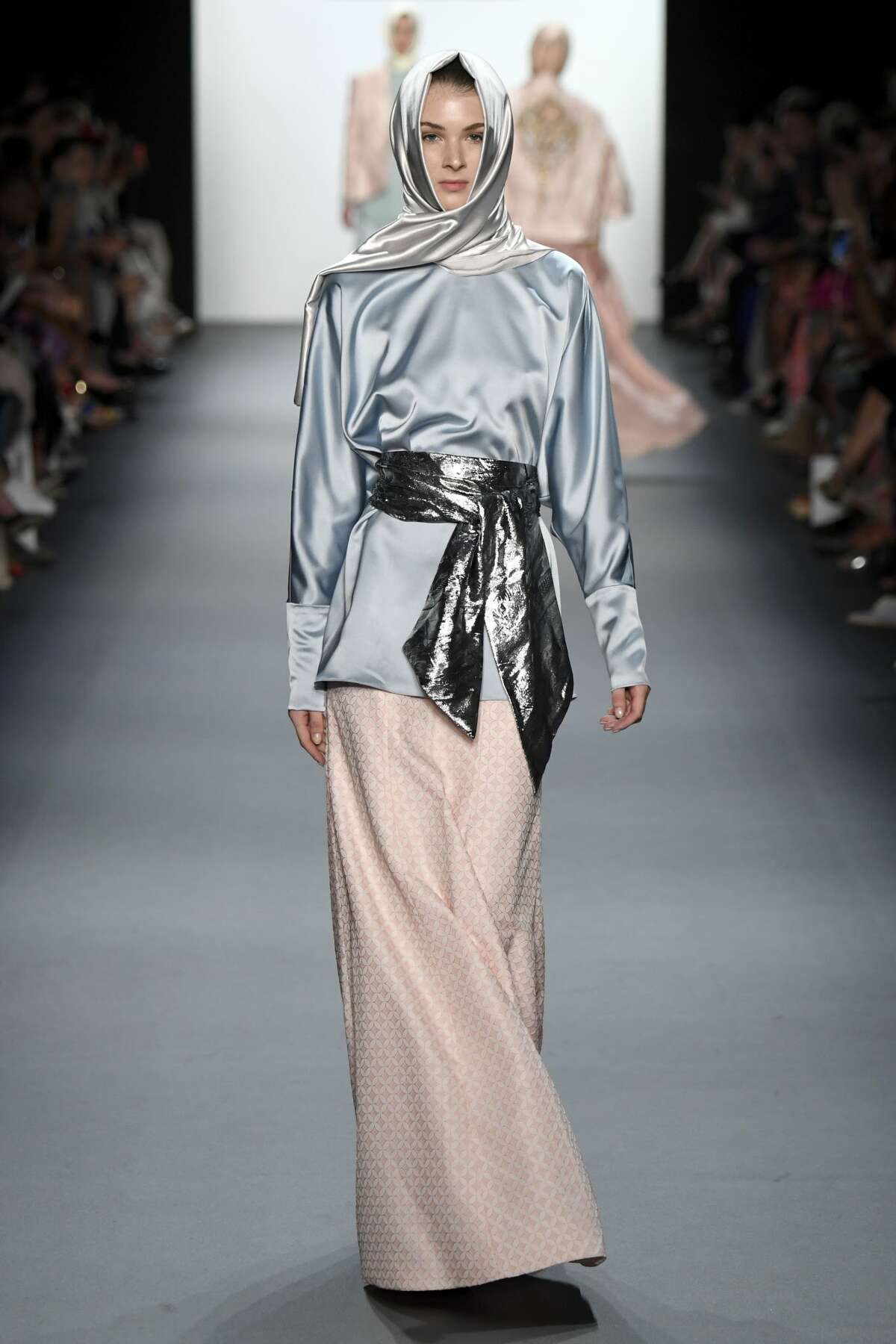 hassana hijab fashion