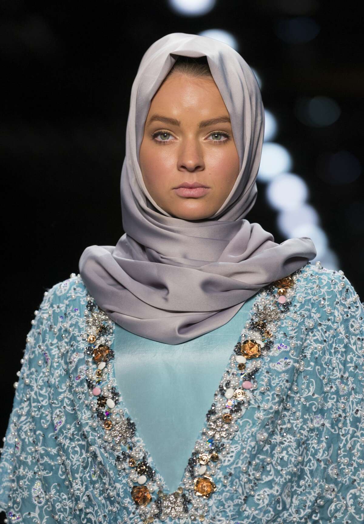 Muslim designer creates amazing hijab fashion for New York