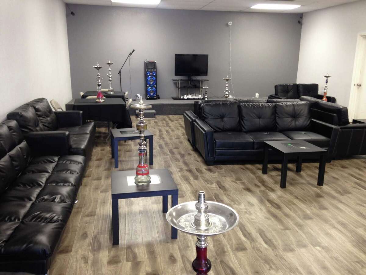 Houston hookah retailer adds lounge, expands reach