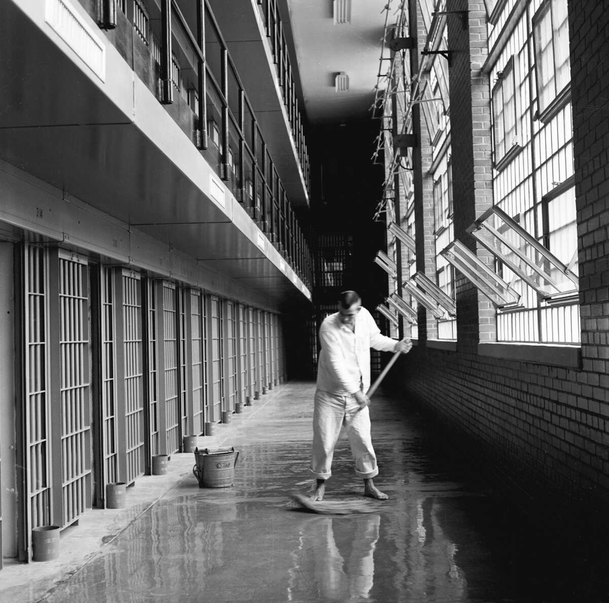 Archival Prison Photos From The Texas Department Of Criminal Justice 