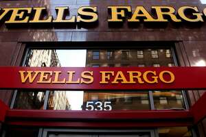 California Treasurer calls on Wells Fargo CEO to resign