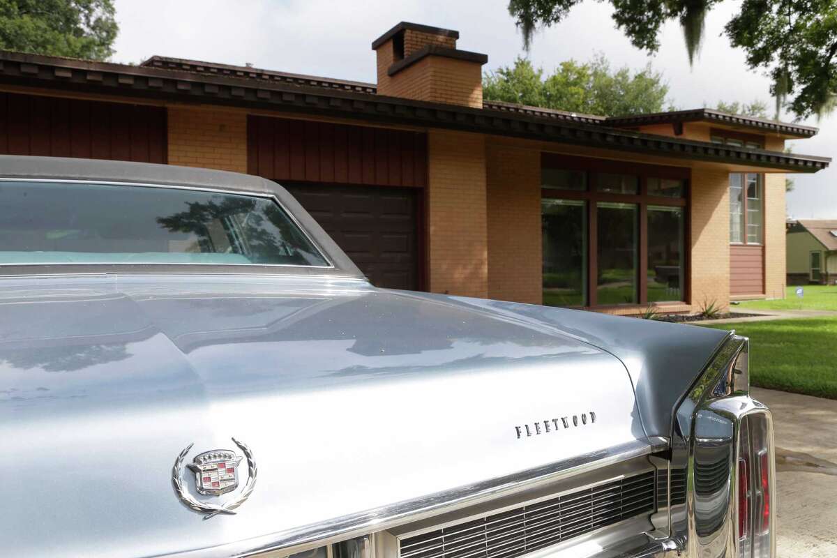 Glenbrook Valley still draws stylish visitors