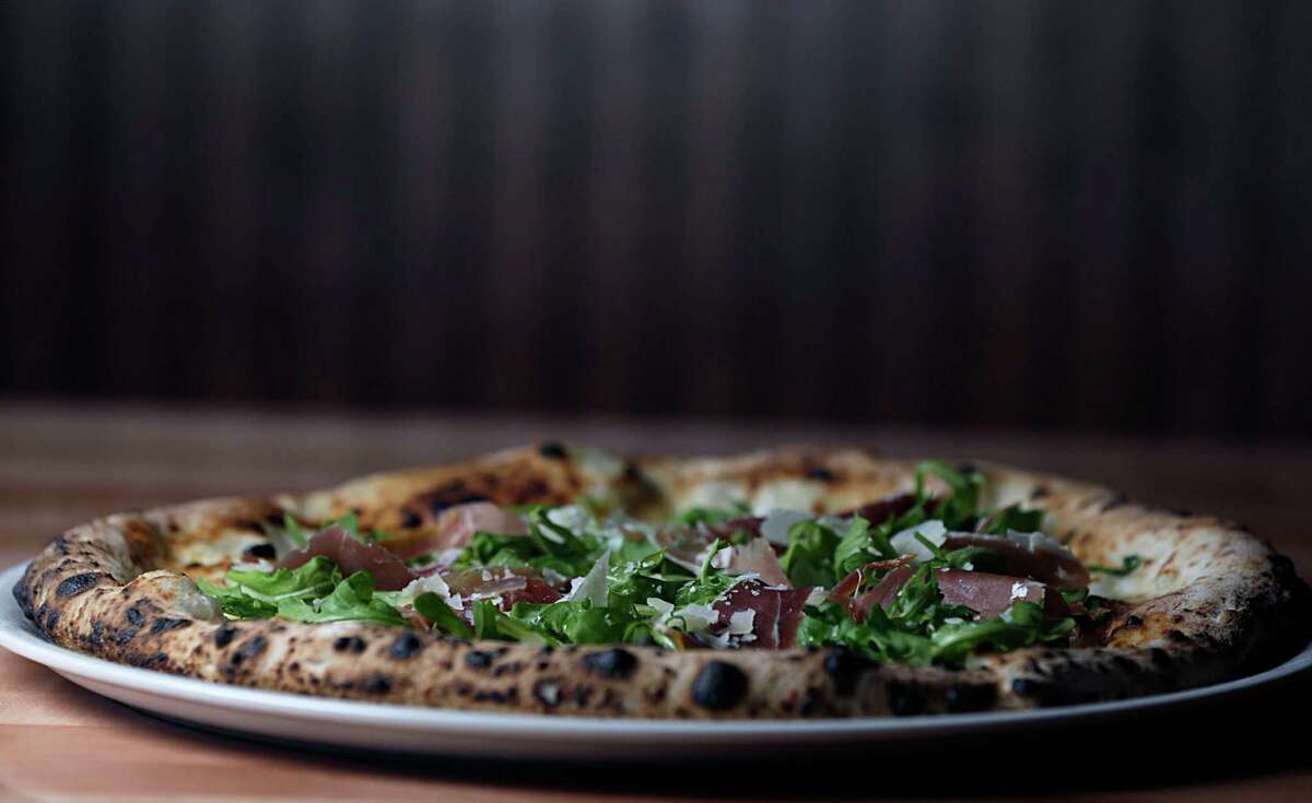 Review Cane Rosso in the Heights a formidable addition to Houston