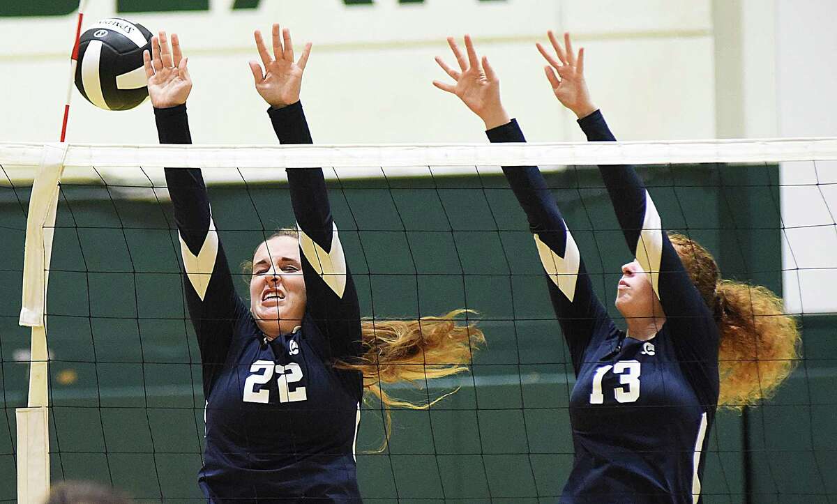 Undefeated Wilton tops Norwalk in girls volleyball