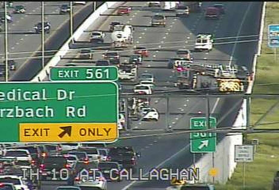Accident on Interstate 10 in Medical Center causes traffic jams near