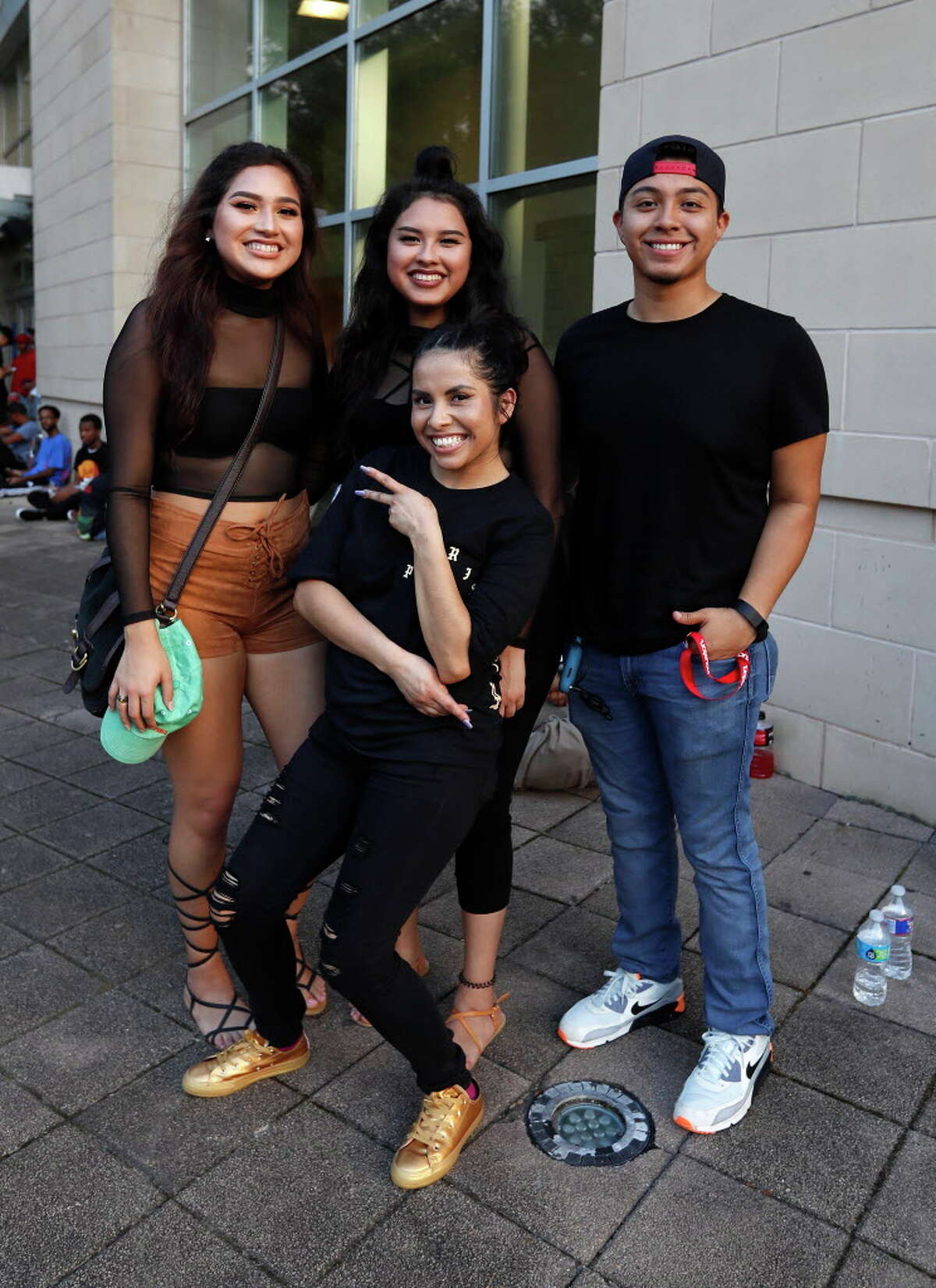 Fans line up for the Kanye West concert at Toyota Center, Tuesday, Sept. 20, 2016 in Houston.