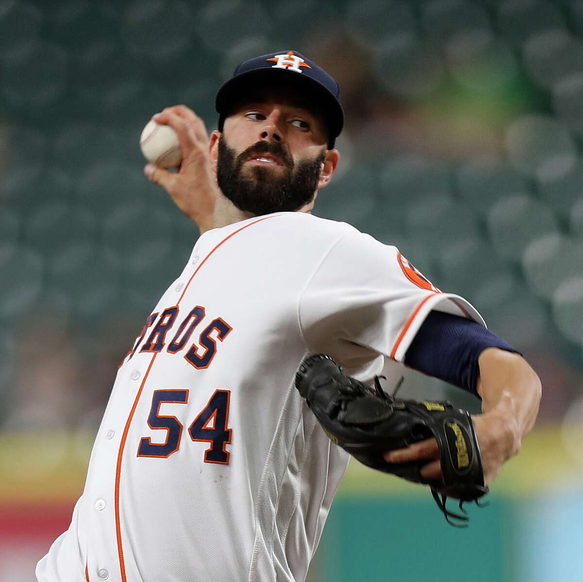 Houston Astros starting pitcher Mike Fiers (54) pitches during the first inning of an MLB game at Minute Maid Park, Thursday, Sept. 22, 2016 in Houston.
