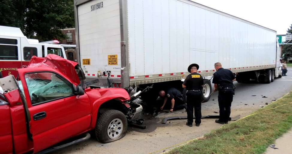 Amsterdam crash kills Clifton Park woman