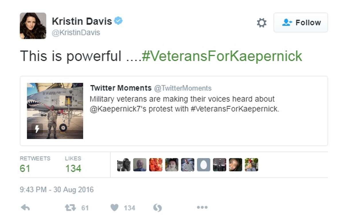 Kristin Davis : "This is powerful ... #VeteransForKaepernick"