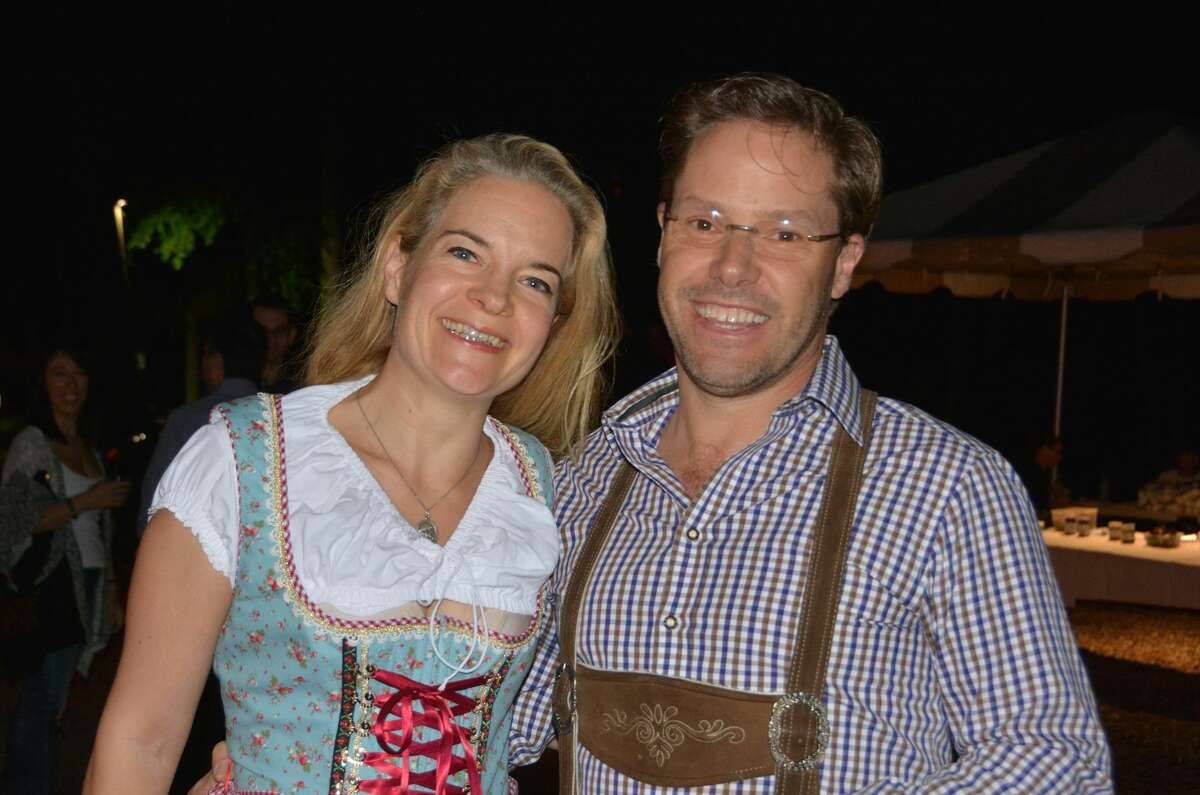 The Stamford Museum and Nature Center held its annual Oktober Fest on September 23, 2016. Guests enjoyed traditional German food and music, beer and a s’mores bar. Were you SEEN?