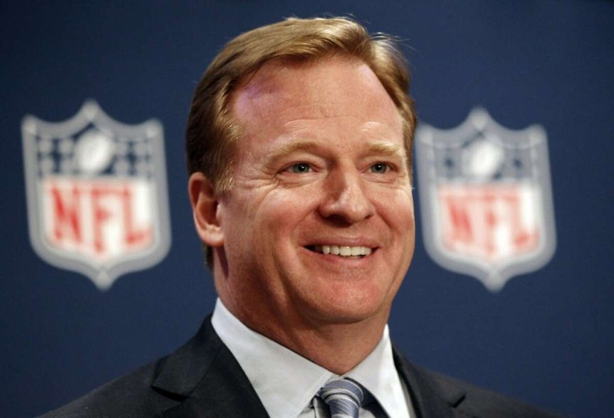 NFL agrees to contract extension with Commissioner Roger Goodell