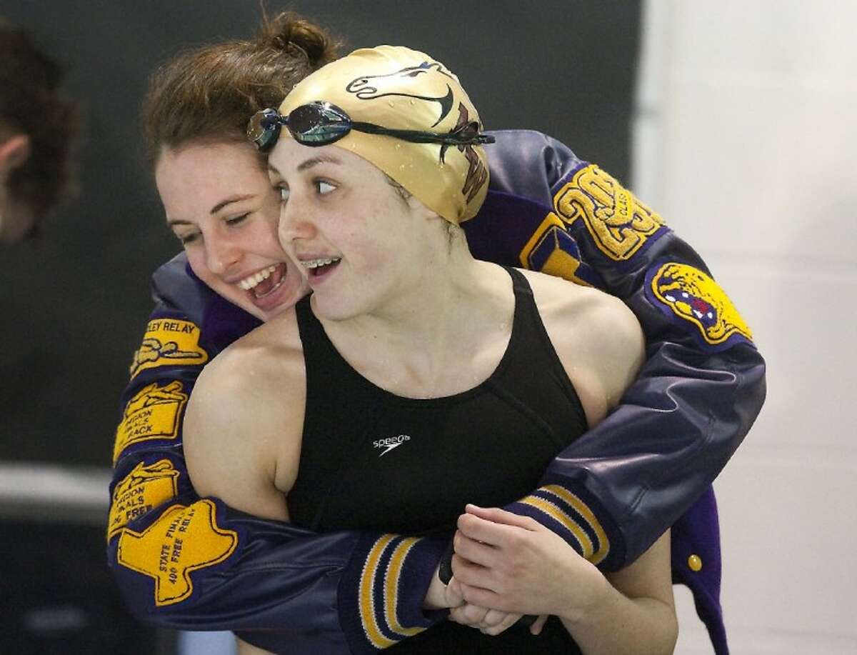 Area Swimmers Called Up To State Meet