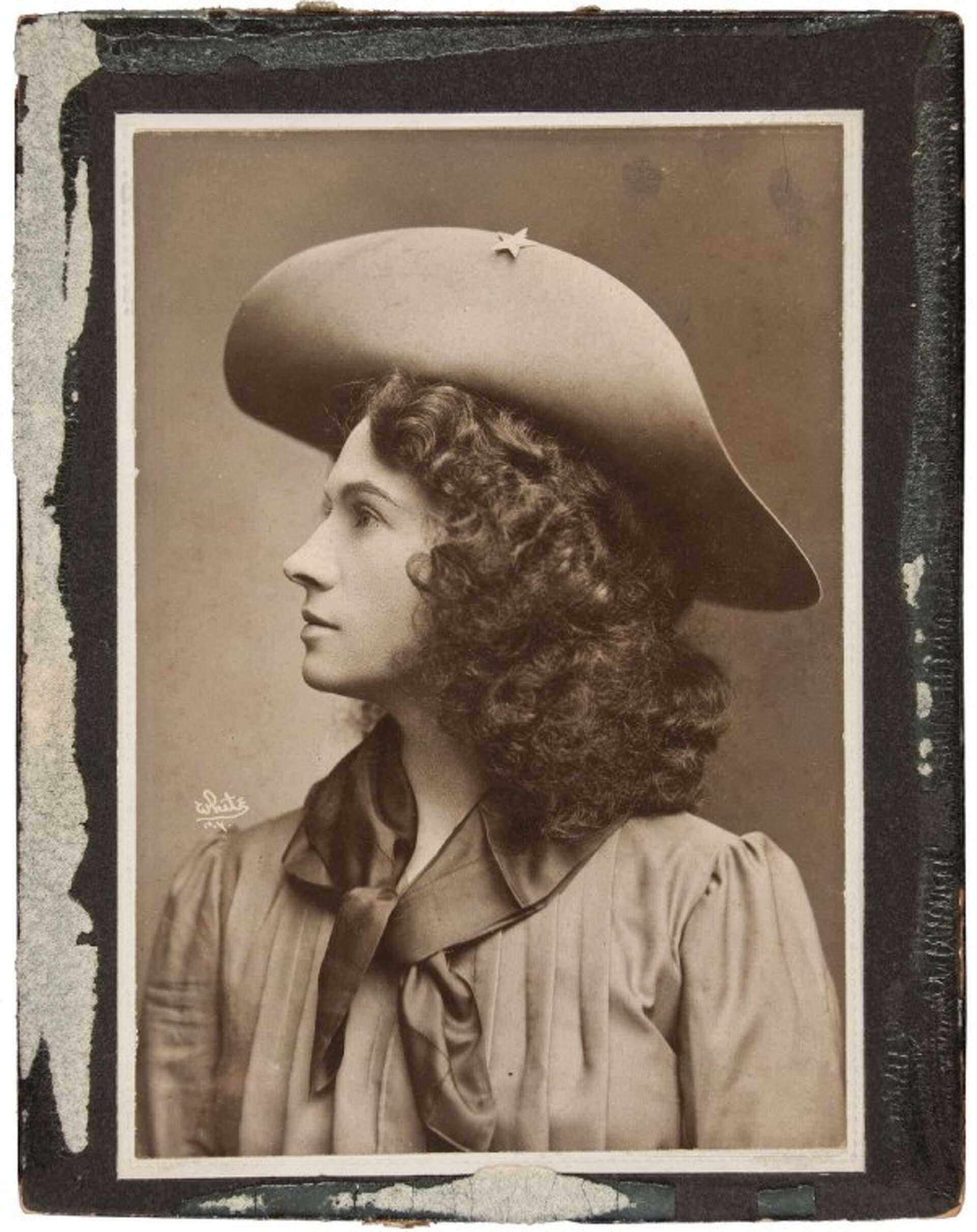 希少 アニー・オークリー ビンテージ写真 American_Photographer_-