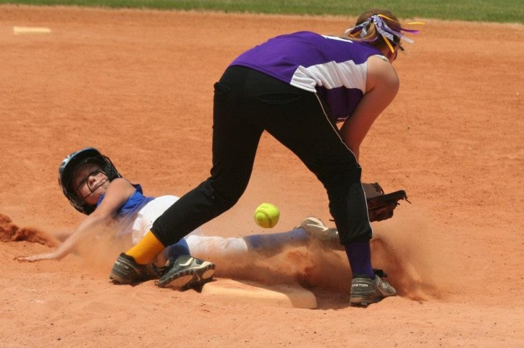 LITTLE LEAGUE SOFTBALL: Conroe Crush finish undefeated, wins 2nd ...