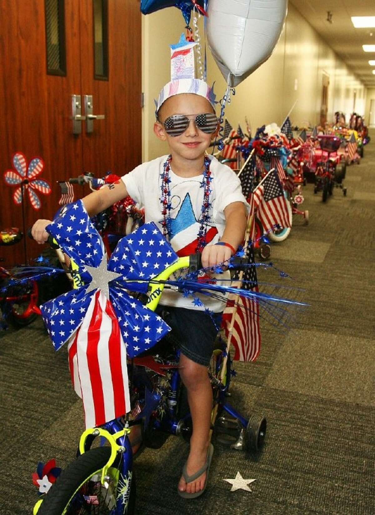 A Parade of Little Ones - Our TINIEST TEXANS™ Celebrate the 4th of