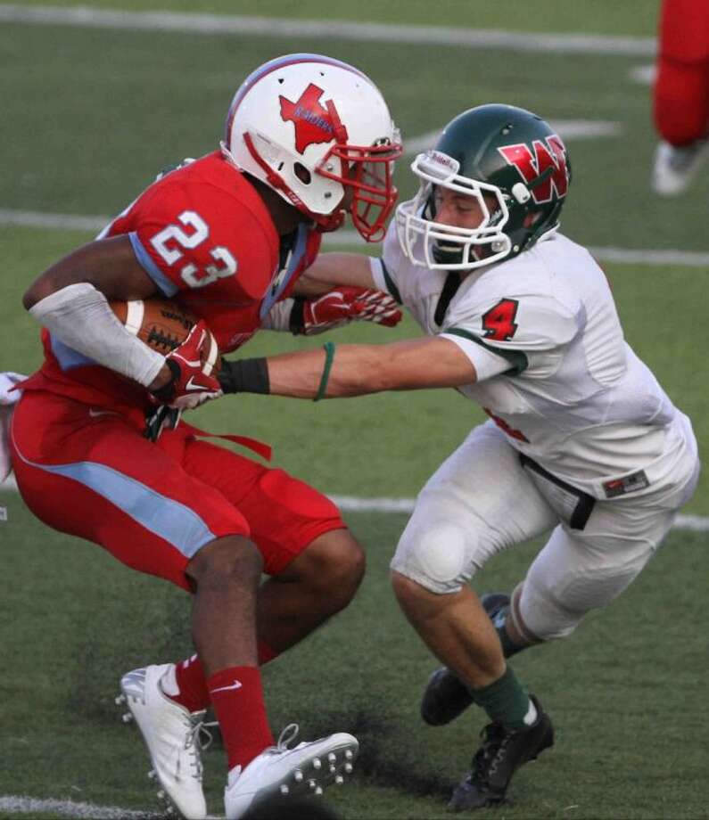 Skyline Slips Past The Woodlands In Overtime 33 30 The Courier