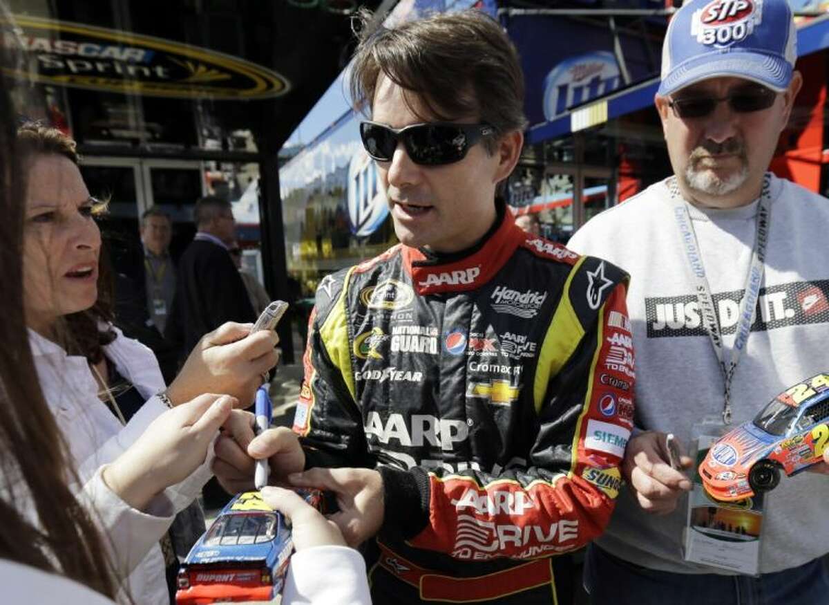 Jeff Gordon has been added to the Chase for the Sprint Cup championship field, which was expanded to 13 drivers.