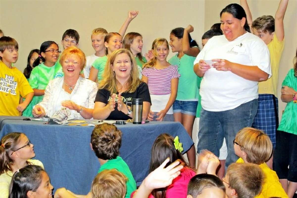 Buckalew Elementary students celebrated receiving the Cleanest Classroom Award from their custodian.