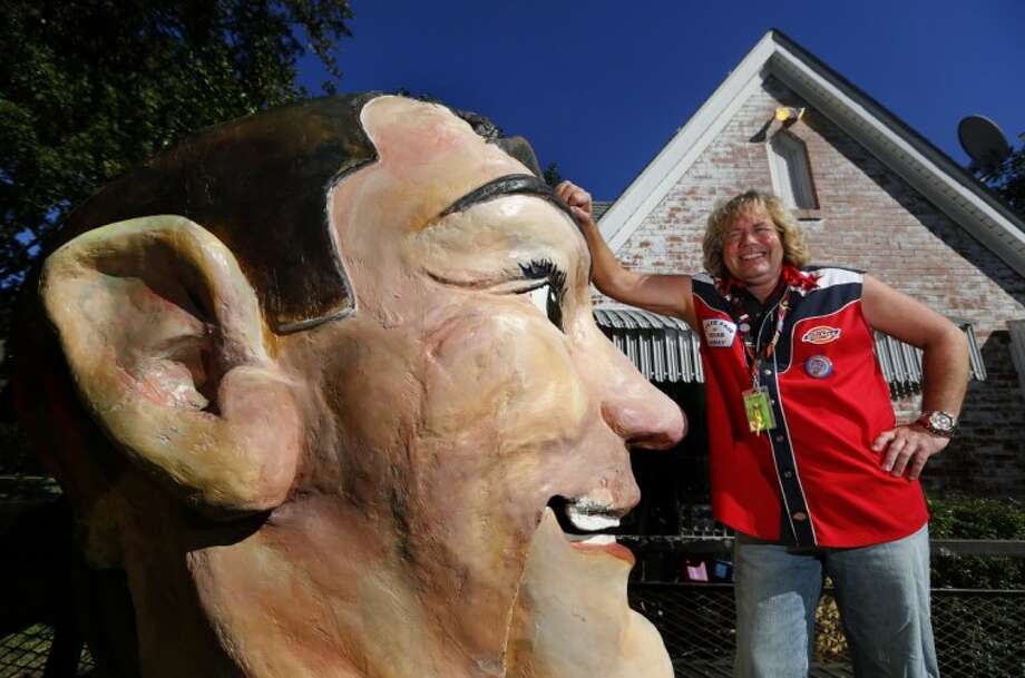 Man Has Original Head From Big Tex The Courier