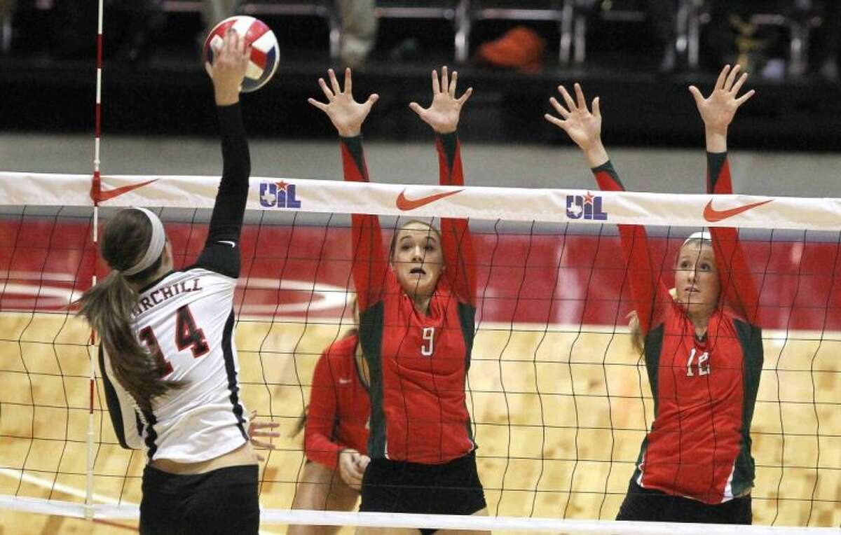 The Woodlands volleyball team brings home 5A state title