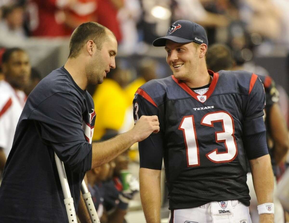 Texans win first playoff game, 31-10 over Bengals