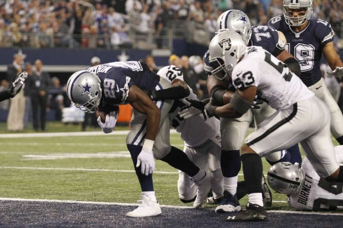 Dallas Cowboys score 24 straight points to beat Oakland Raiders