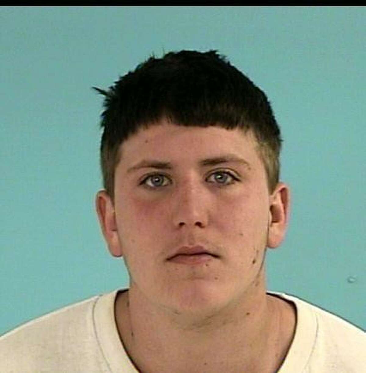 CADA, Nathan AndrewWhite/Male DOB: 03/21/1992Height: 5’08’’ Weight: 180 lbs.Hair: Brown Eyes: HazelWarrant: # 090706442 Order of Arrest Criminal Mischief LKA: Fawn Mist Dr., Conroe.