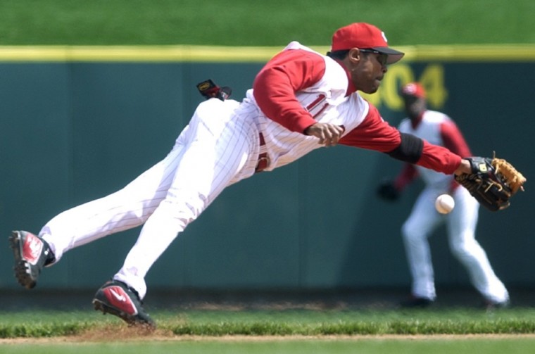 Barry Larkin Elected to Baseball Hall of Fame - The New York Times