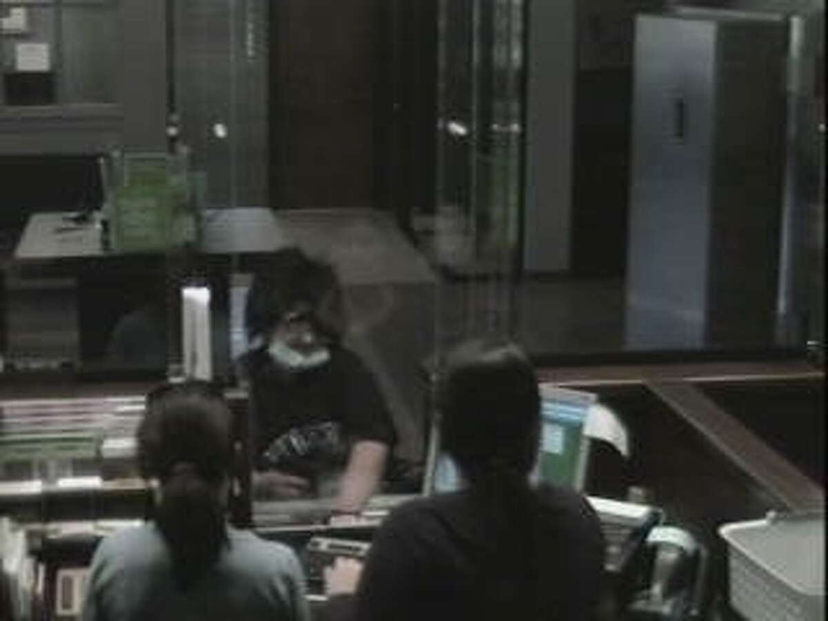 Cleveland Motherdaughter bandits charged in Mississippi bank robbery