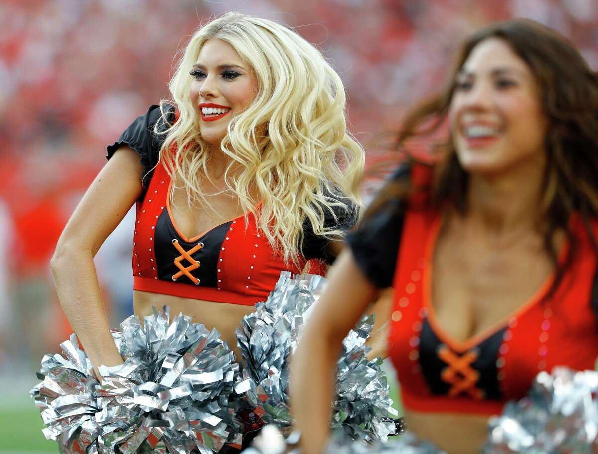 NFL Cheerleaders: Week 3