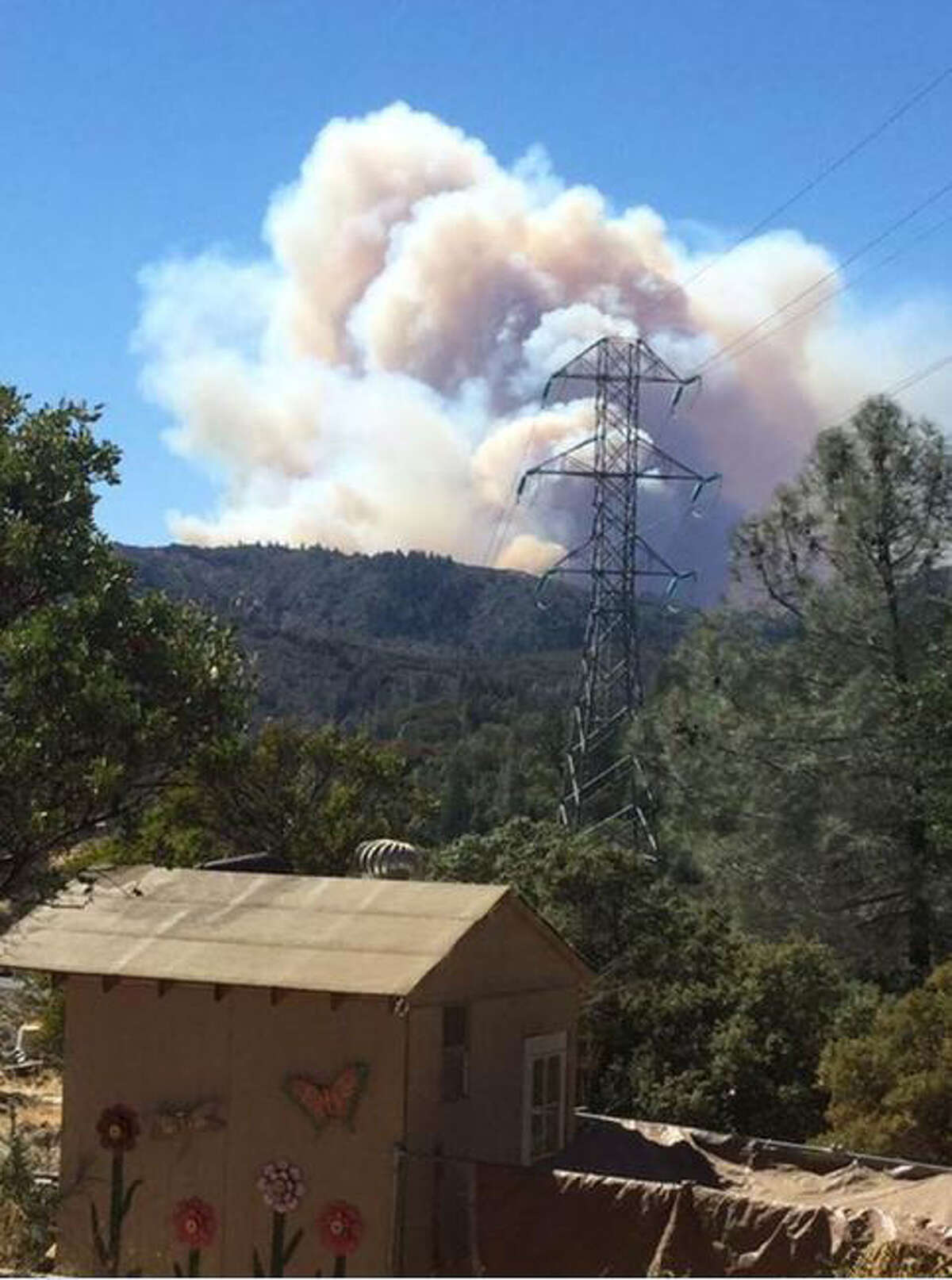 Sawmill Fire in Sonoma County 20 percent contained