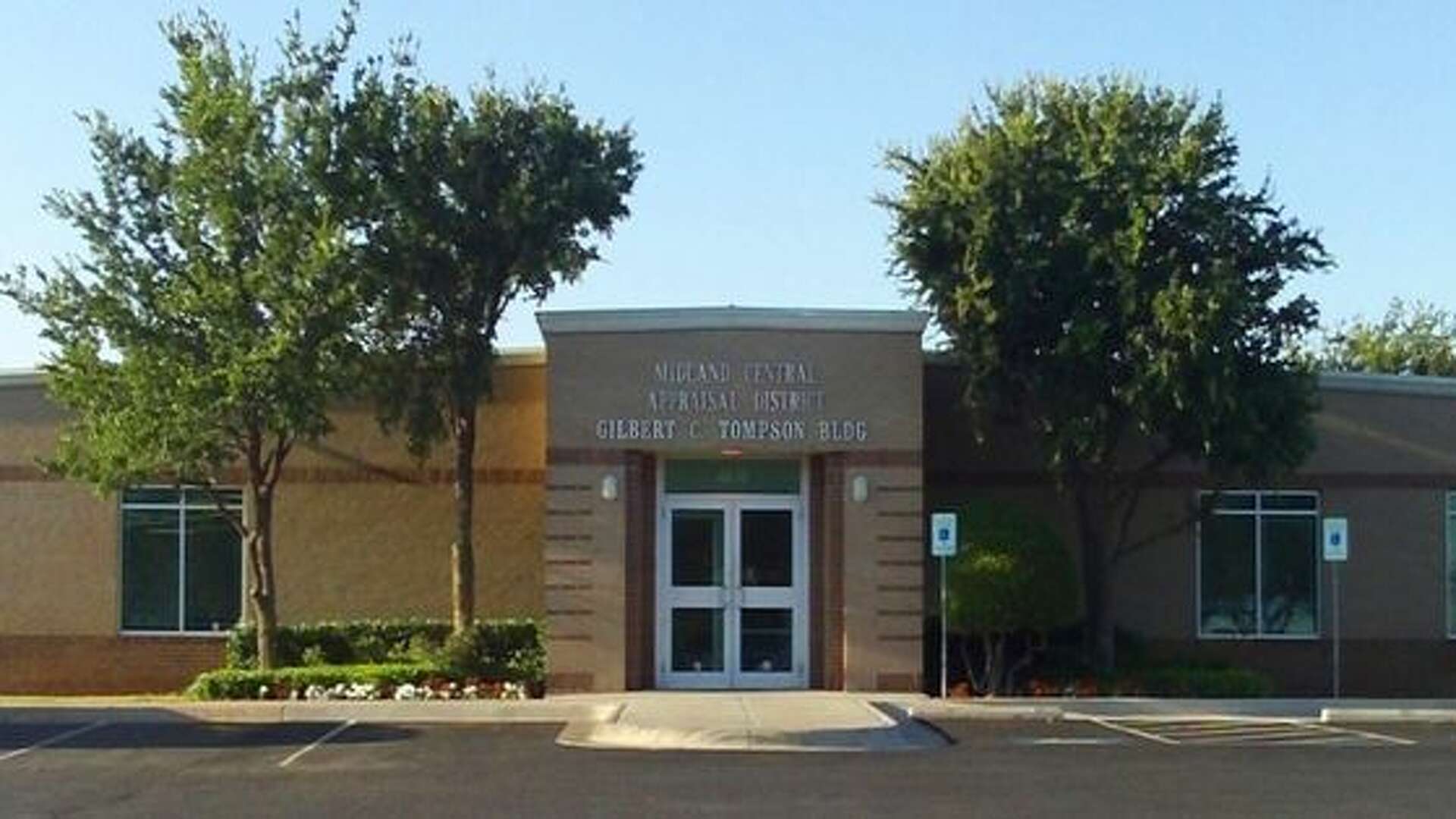 MCAD: Weather causes closure, change to property tax deadline