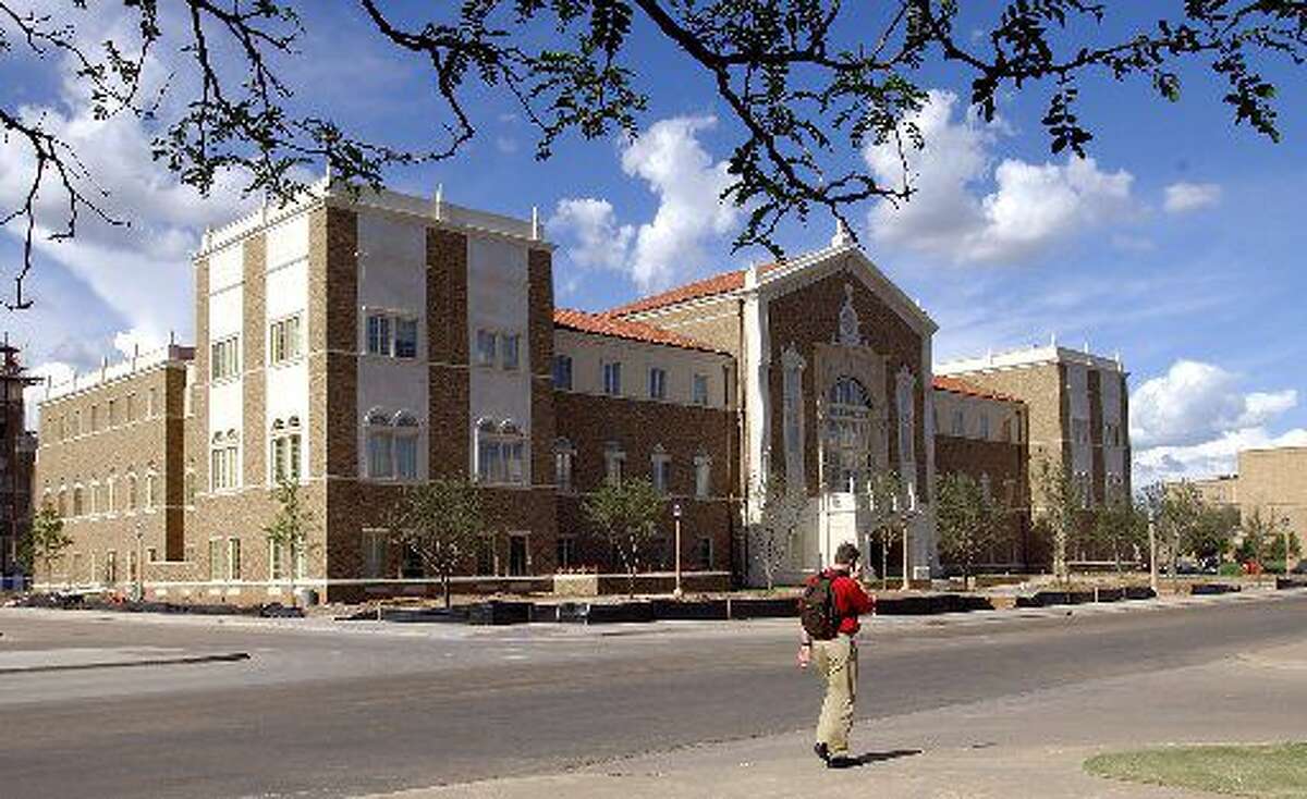 The new English/Philosophy building on the Texas Tech campus in Lubbock. HOUCHRON CAPTION (08/04/2002-2-STAR)