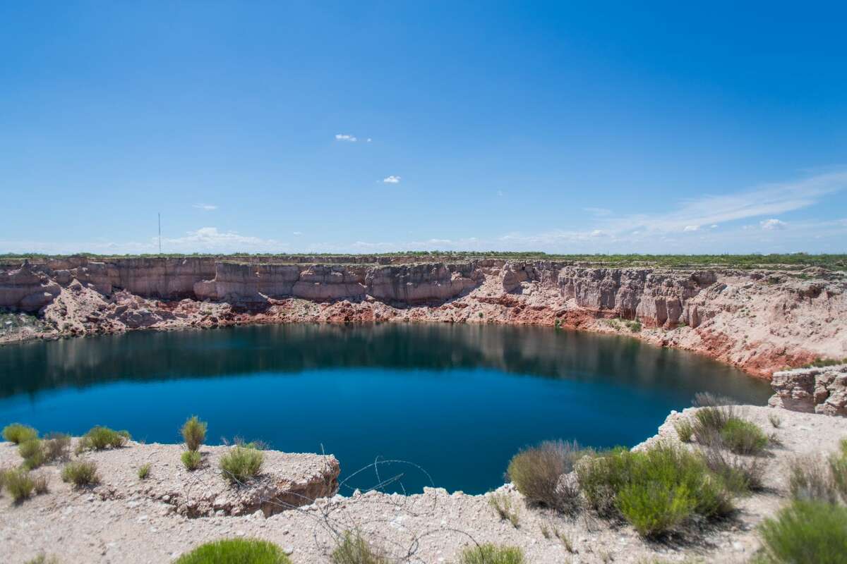 Sinkhole warnings don't faze West Texas