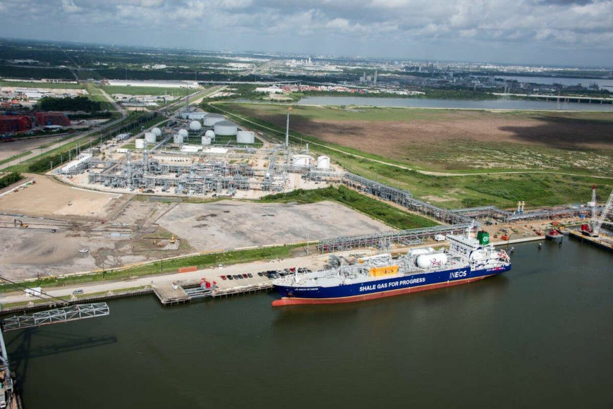 Enterprise Product Partners’ new ship, the Ineos Intrepid left the Houston Ship Channel with a load of ethane bound for Norway. The dragon-class ship touts “Shale gas for progress” on its hull.