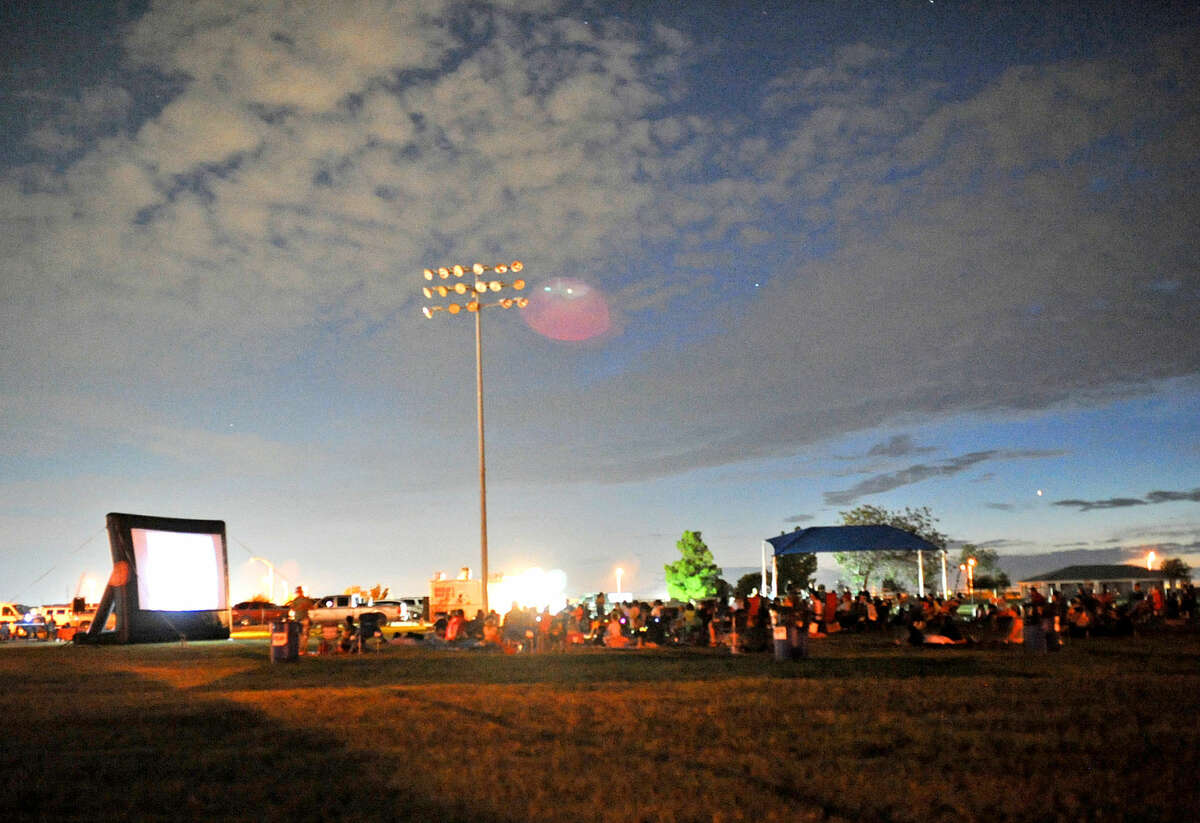 Movies in the Park schedule All movies are free and begin at dusk (8:45 p.m.). midlandtexas.gov.