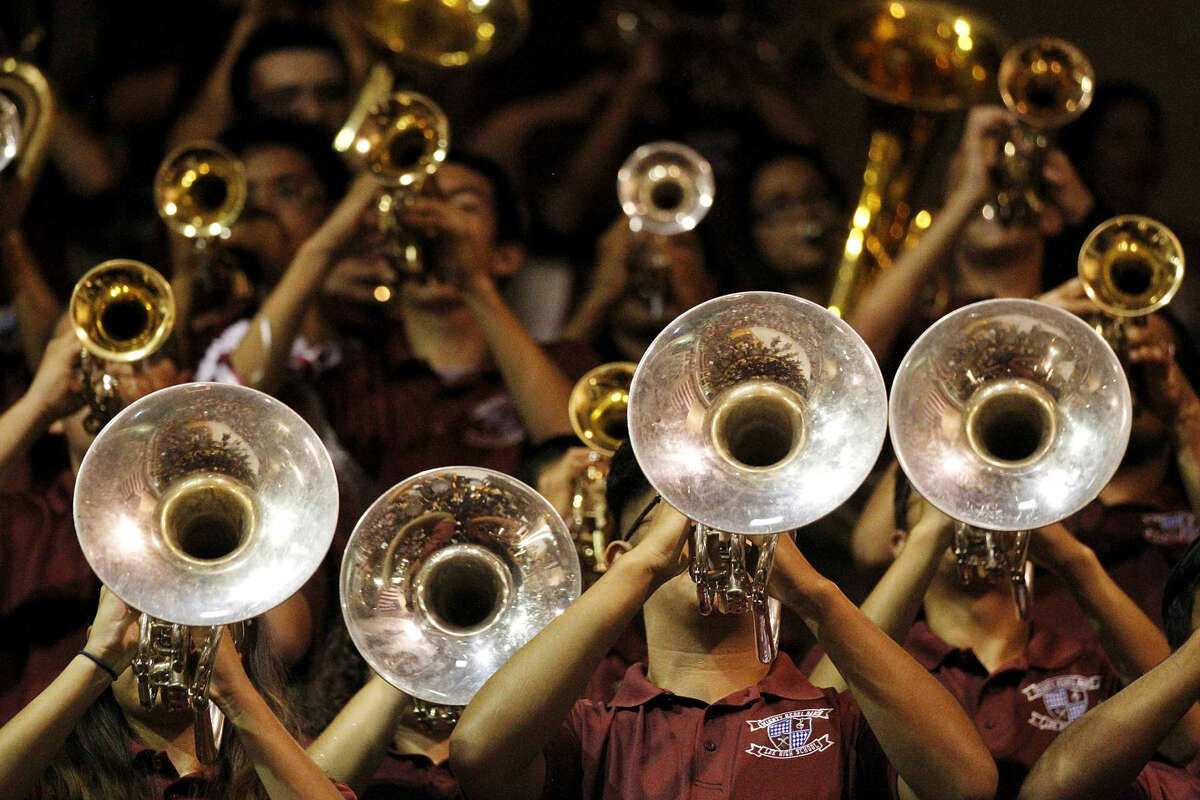 The Lee High band performs during the homecoming pep rally Thursday, Sept. 15, 2016, at Lee High. James Durbin/Reporter-Telegram