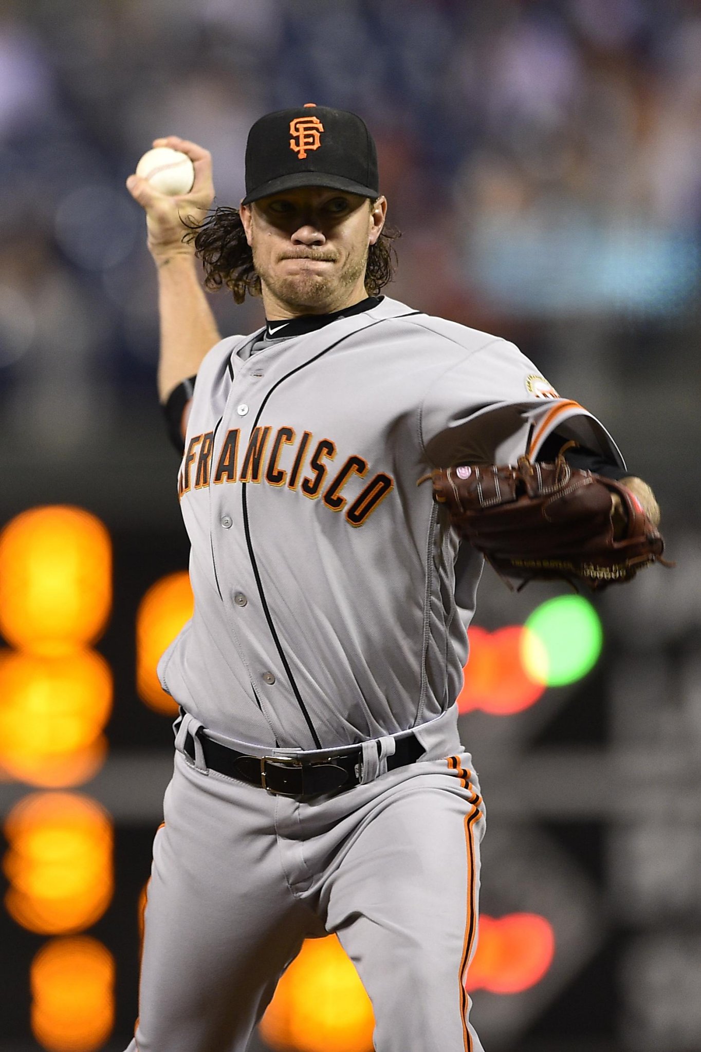 Giants' pitcher Jake Peavy hasn't allowed cruelty by others to