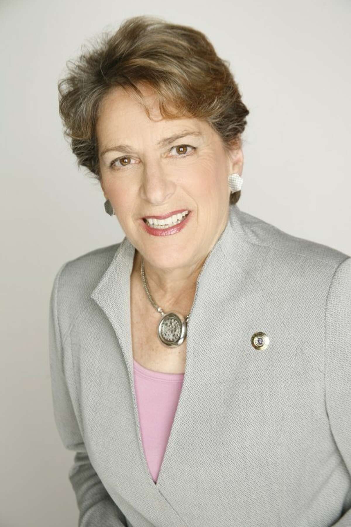 Filing opens and Ellen Cohen is first to District C council