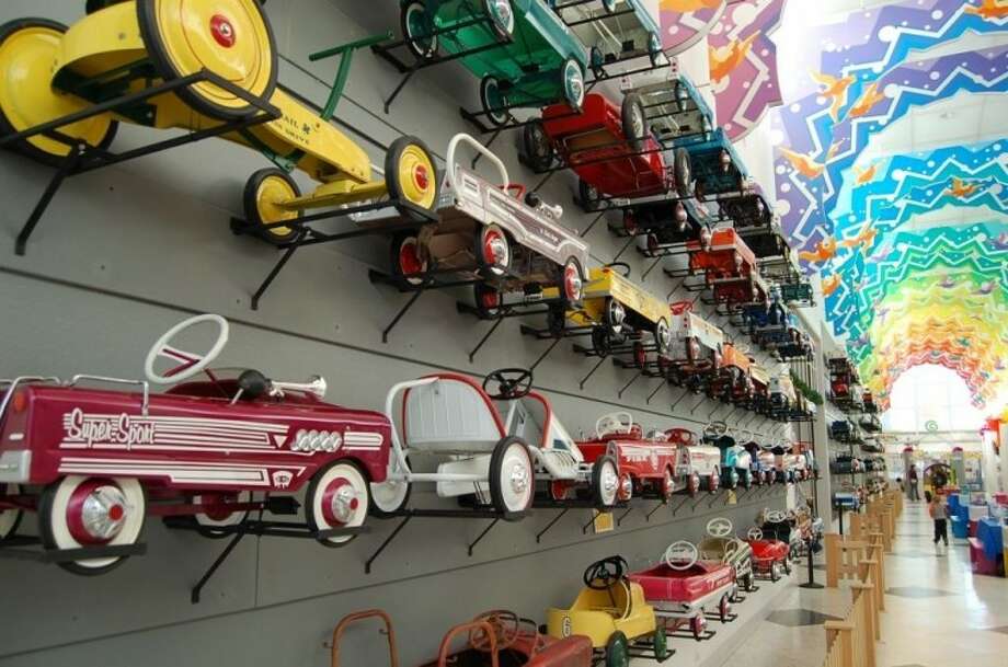 car and classic toys