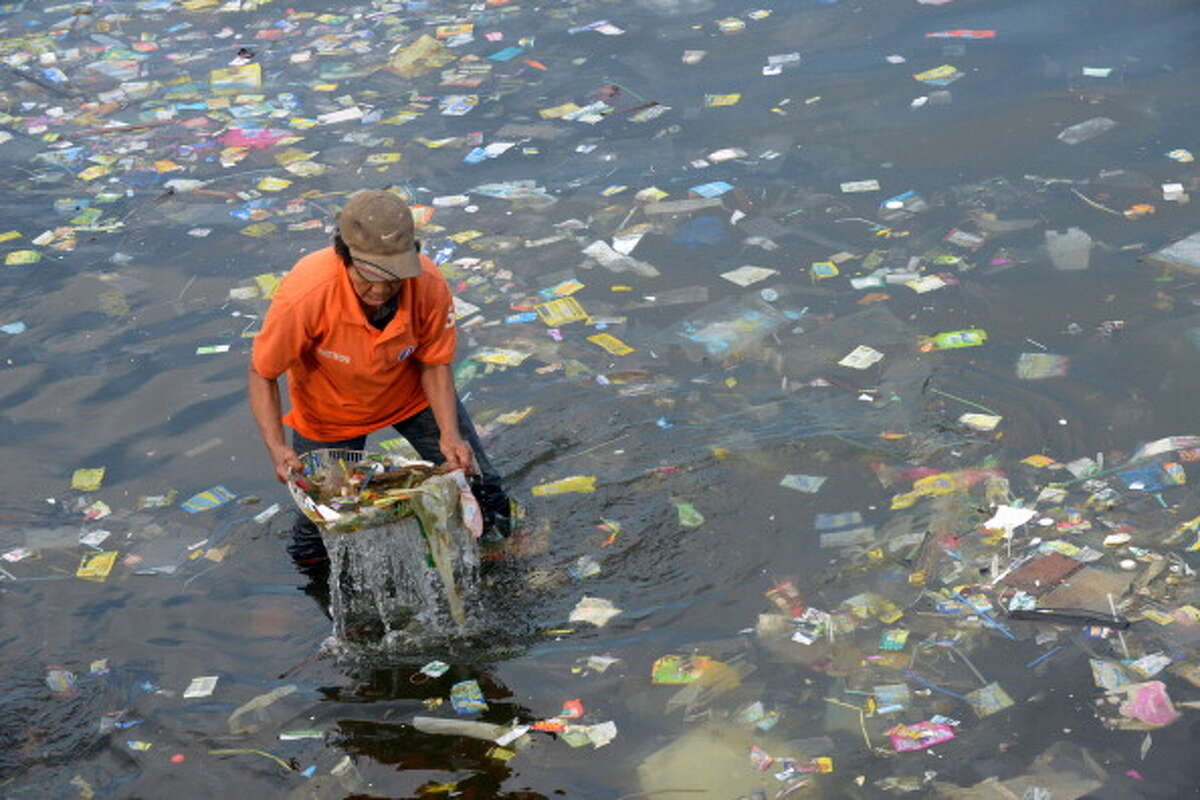 Garbage island 'twice the size of Texas' turns out to be a myth