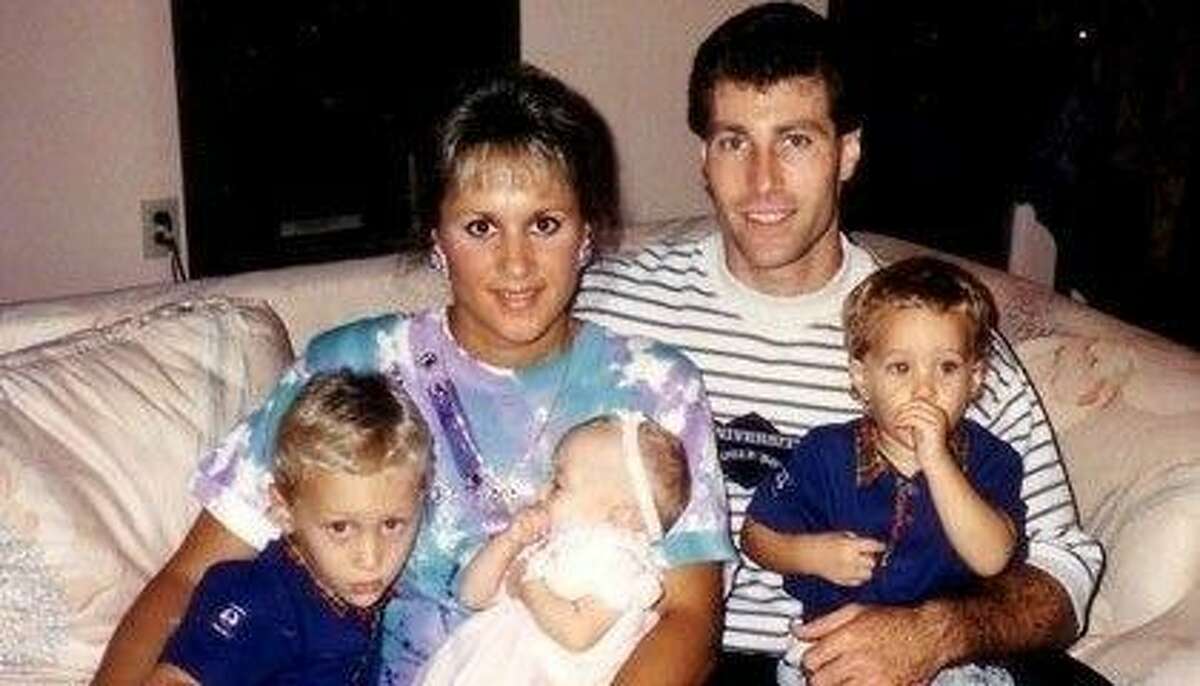 Robert Fratta, a former Missouri City public safety officer, hired hit man Howard Guidry and getaway driver Joseph Prystash to kill his wife Farah in 1994. Upon his arrest, the Fratta's three young children - Bradley, Daniel and Amber, were raised by their maternal grandparents, Lex and Betty Baquer.