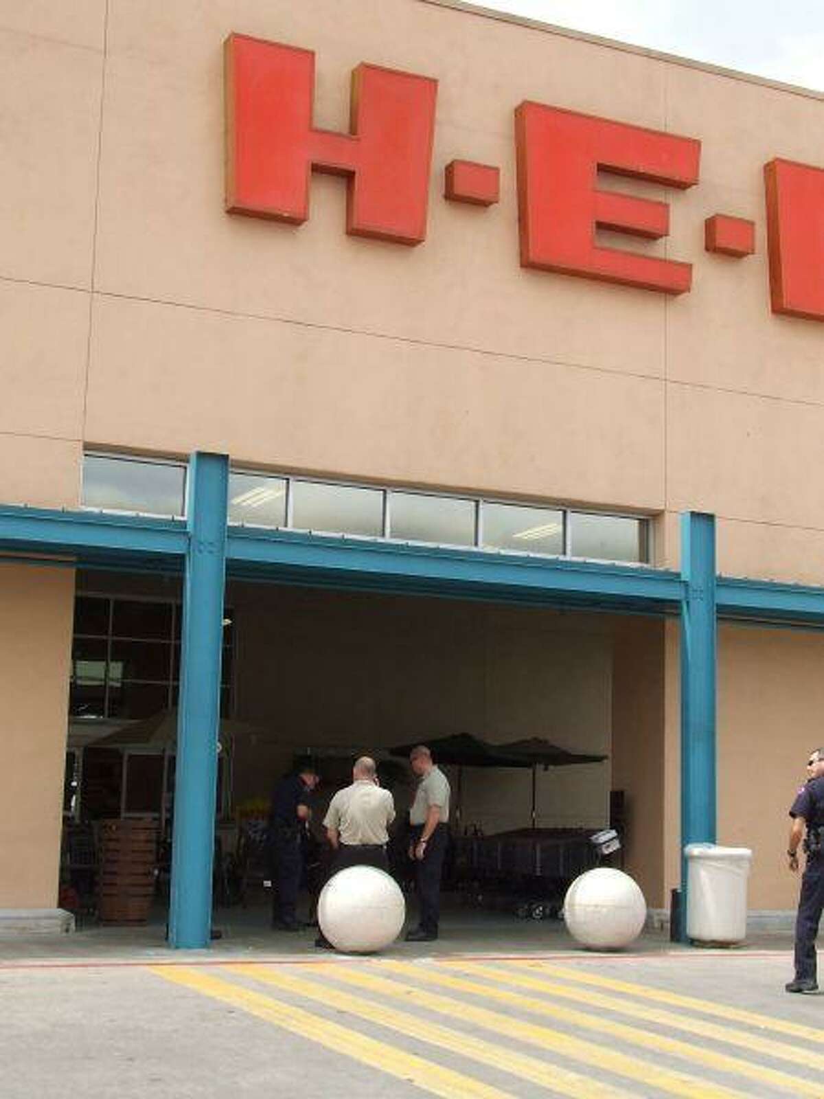 heb on fairmont in pasadena